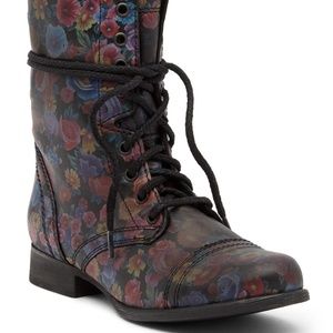 Steve Madden Troopa Floral Combat Boot NWOT Sz 7